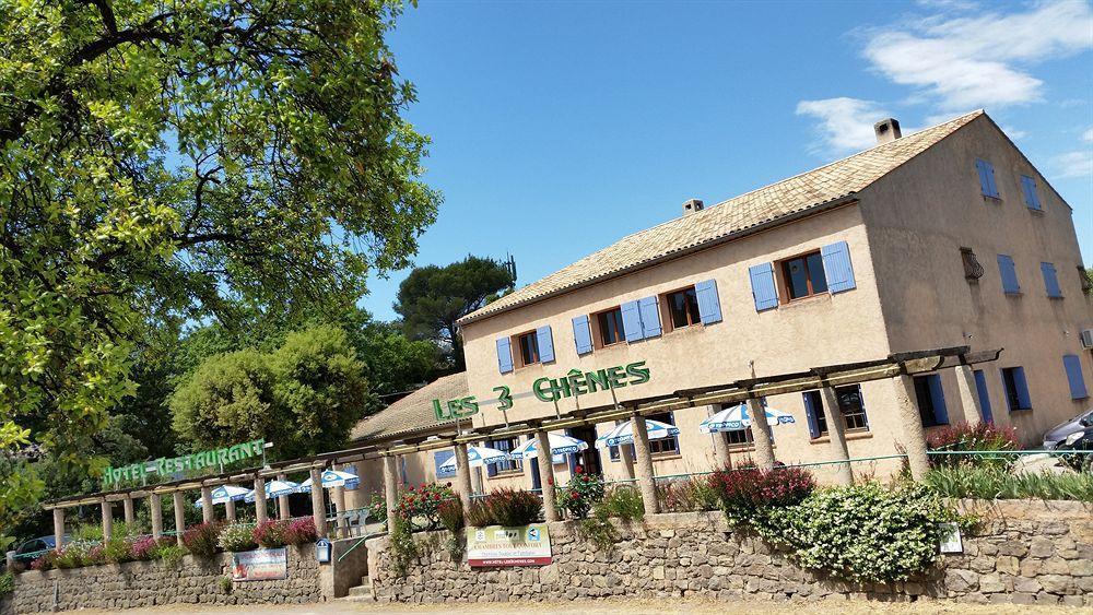 Hotel Restaurant Les 3 Chenes Fréjus Exterior foto