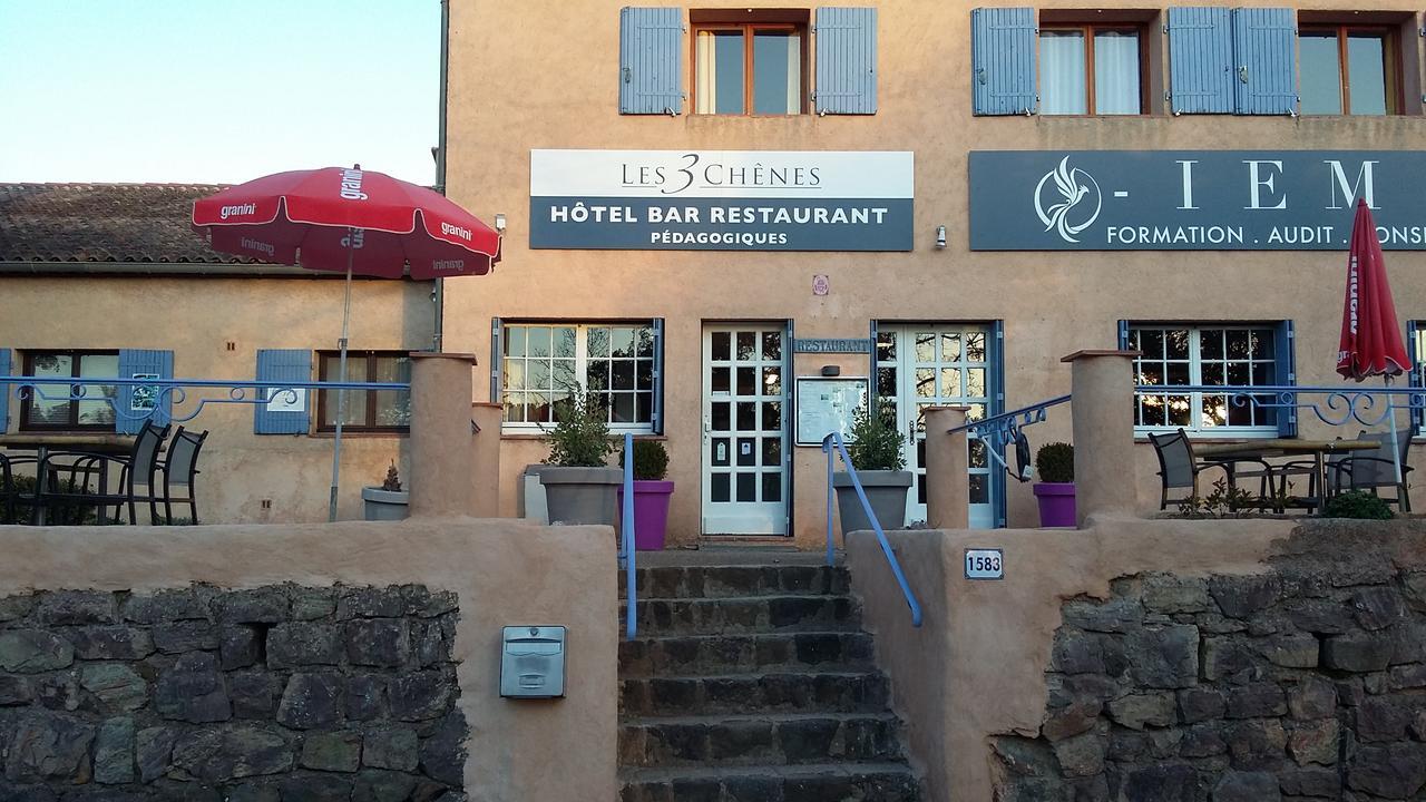 Hotel Restaurant Les 3 Chenes Fréjus Exterior foto